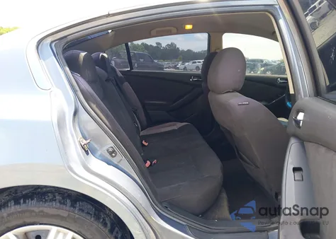 2010 Nissan Altima 2.5 S z USA, uszkodzony, nr VIN 1N4AL2AP5AC181783